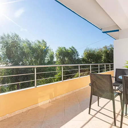 Lejlighed Radhima Sea View 10 - Kitchen, Parking & Balcony Vlorë